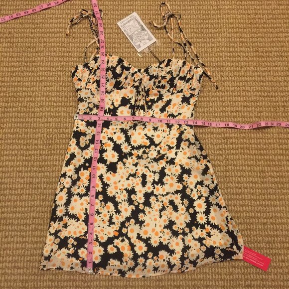 Realisation Par Devon Dress Flower Power M NEW WITHOUT TAGS - Picture 6 of 10